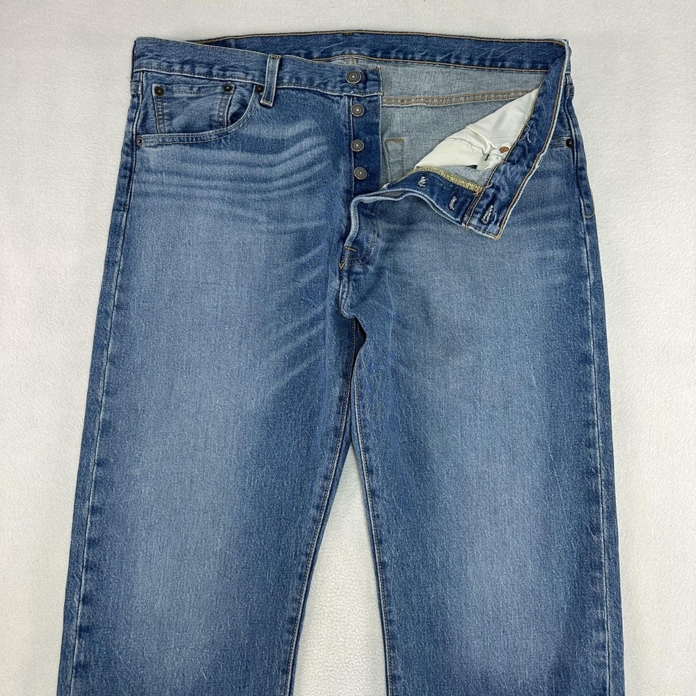 Levi's 501 Jeans Mens 36x31 Blue Regular Straight Denim Button Fly Casual Modern - Picture 1 of 14